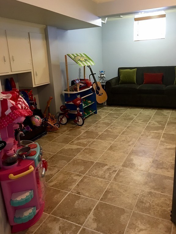 15 Rickerhill Road Boston, MA 02132 - Photo 20 of 22 Gallery Image 20
