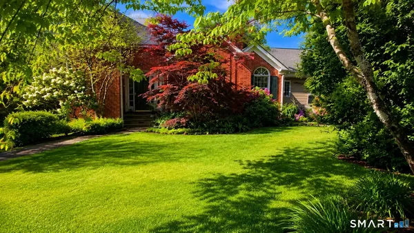 $2,150 | 47 East Maple Street, New Canaan, CT 06840