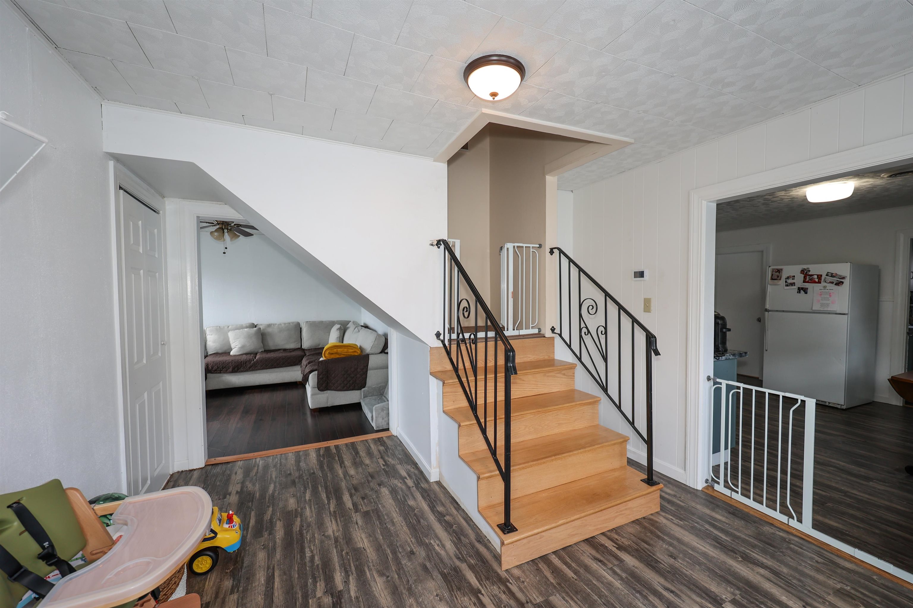 171 Boutwell Street, Unit 2 Manchester, NH 03102 - Photo 9 of 27