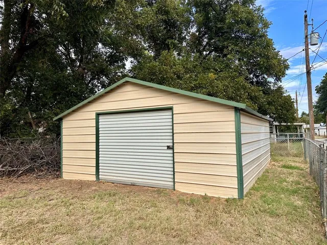 $150,000 | 603 West McLain Street, Seymour, TX 76380