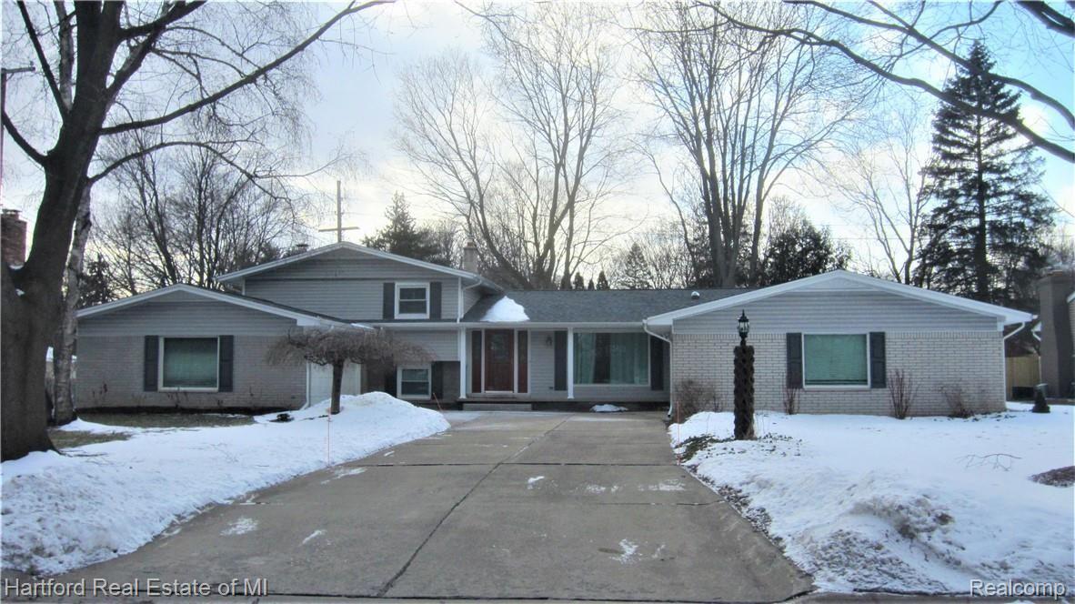 23633 Gill Road Farmington, MI 48335 - Photo 1 of 28 IMG_0192.JPG