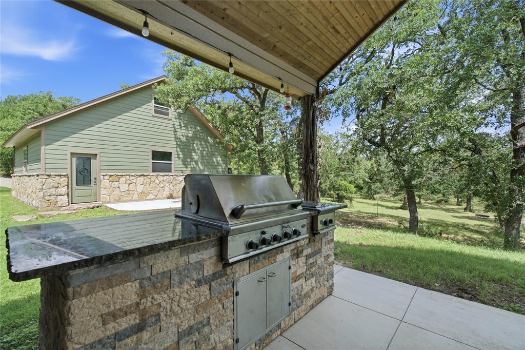 722 3 Skillet Road Springtown, TX 76082 - Photo 32 of 40