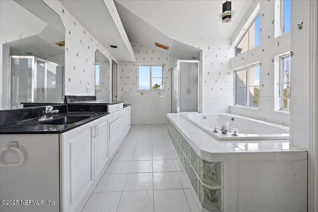 $1,100,000 | 94 Oceanside Drive, Atlantic Beach, FL 32233