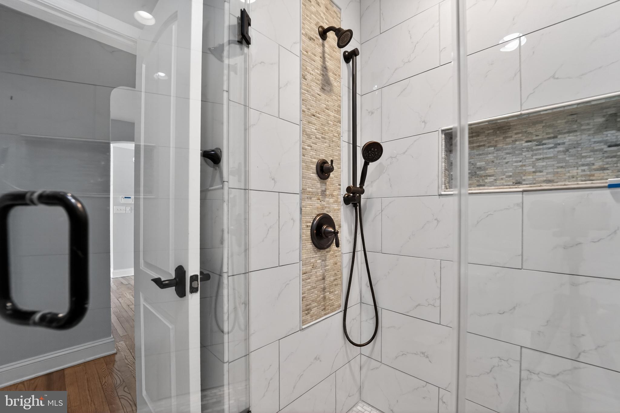 9408 Dana Vista Road Baltimore, MD 21236 - Photo 22 of 38 a bathroom with a shower