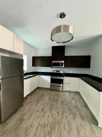 $825 | 3715 Valeria Street, Unit 1, Edinburg, TX 78541