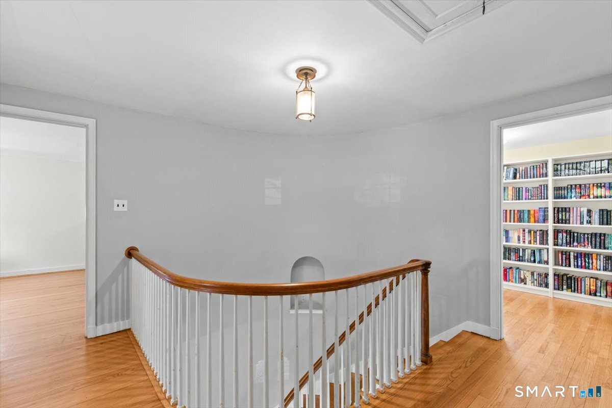 154 Long Hill Road Wallingford, CT 06492 - Photo 18 of 40
