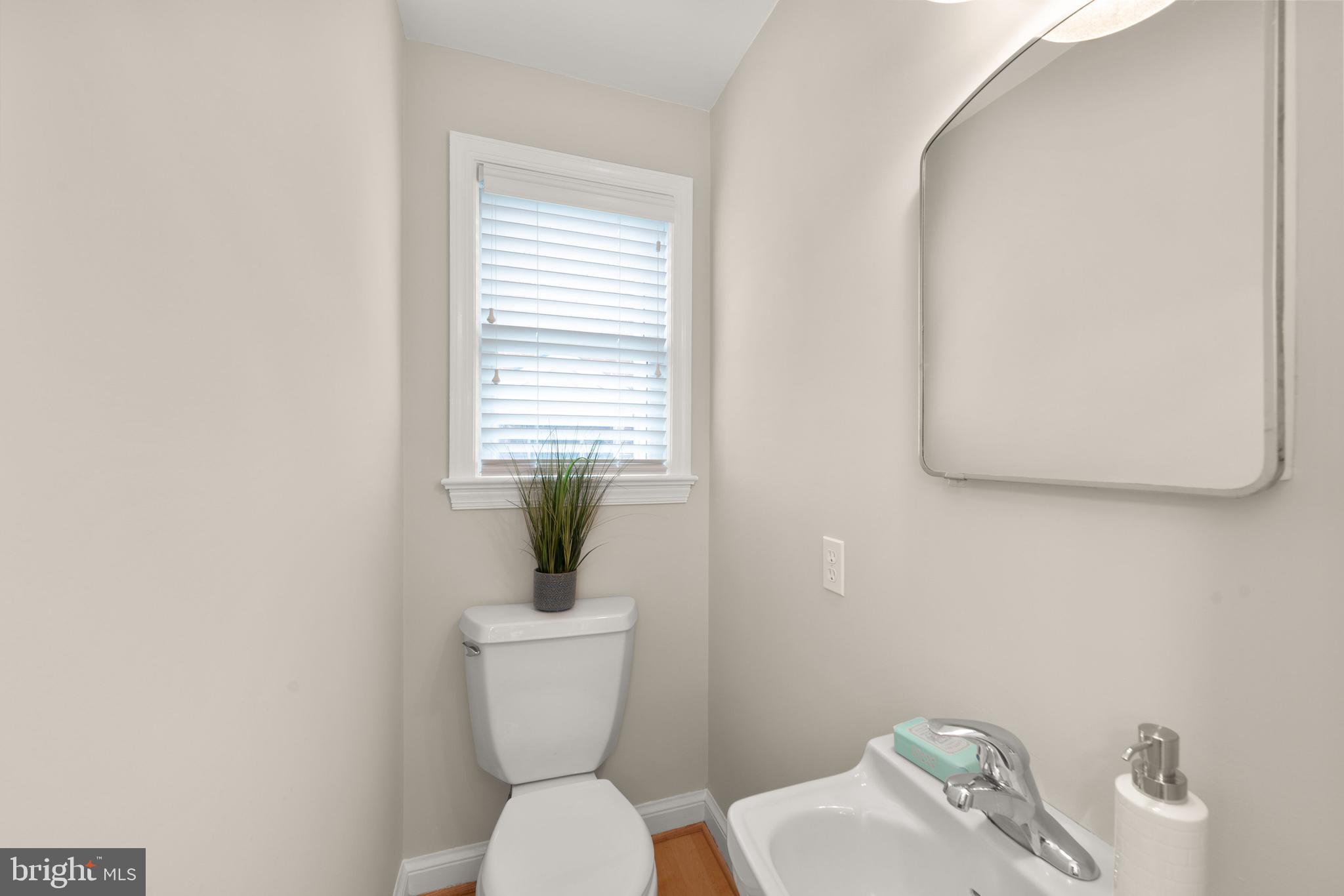 6484 Little Falls Road Arlington, VA 22213 - Photo 32 of 74 Main level powder room!