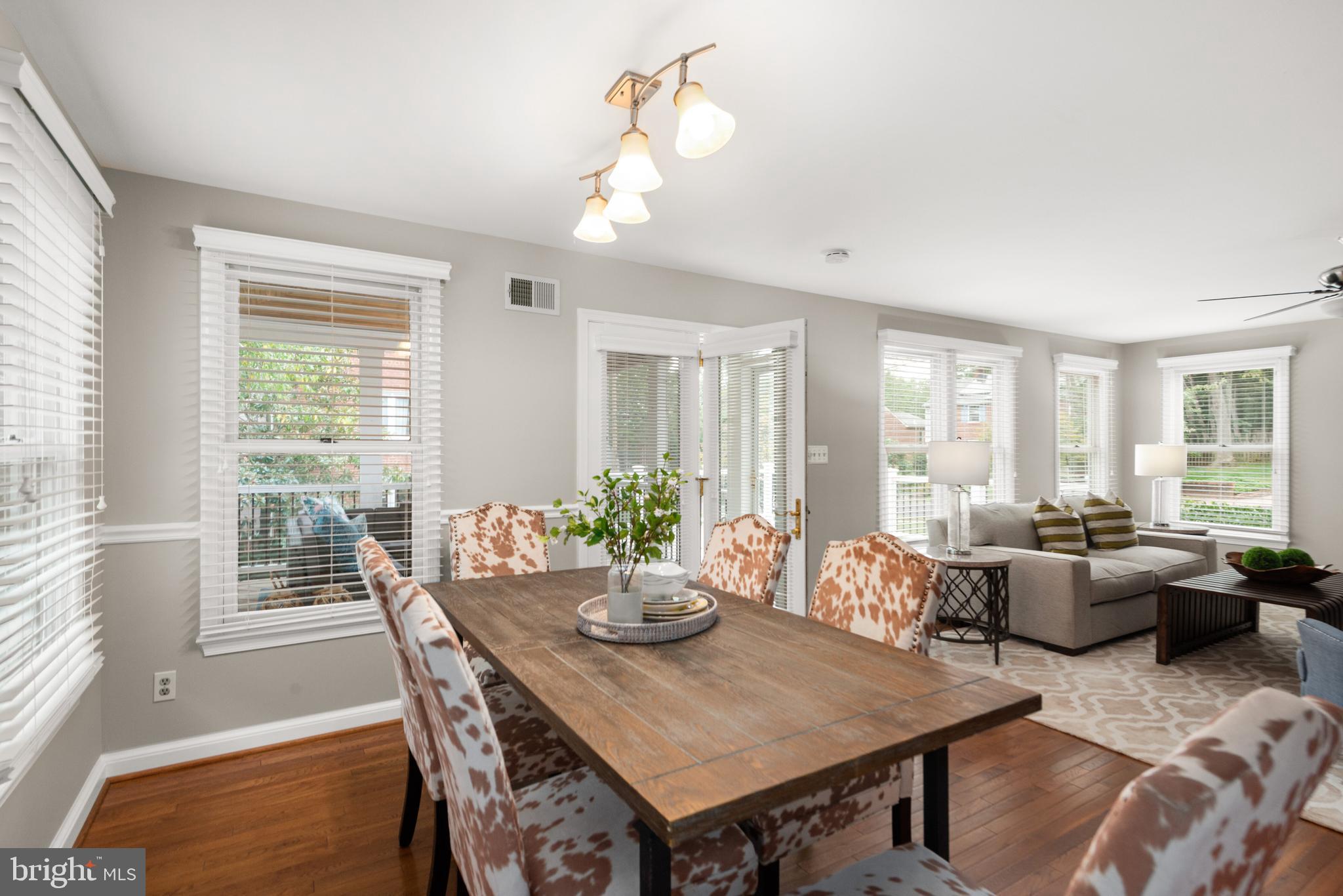 6484 Little Falls Road Arlington, VA 22213 - Photo 39 of 74 Fabulous open family room on main level - so sunny