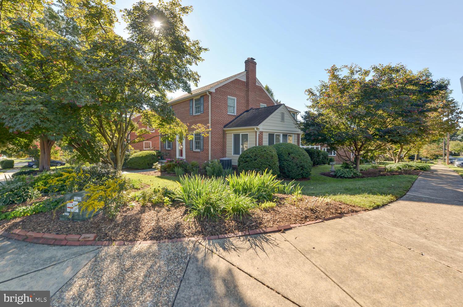 6484 Little Falls Road Arlington, VA 22213 - Photo 5 of 74 Gallery Image 5