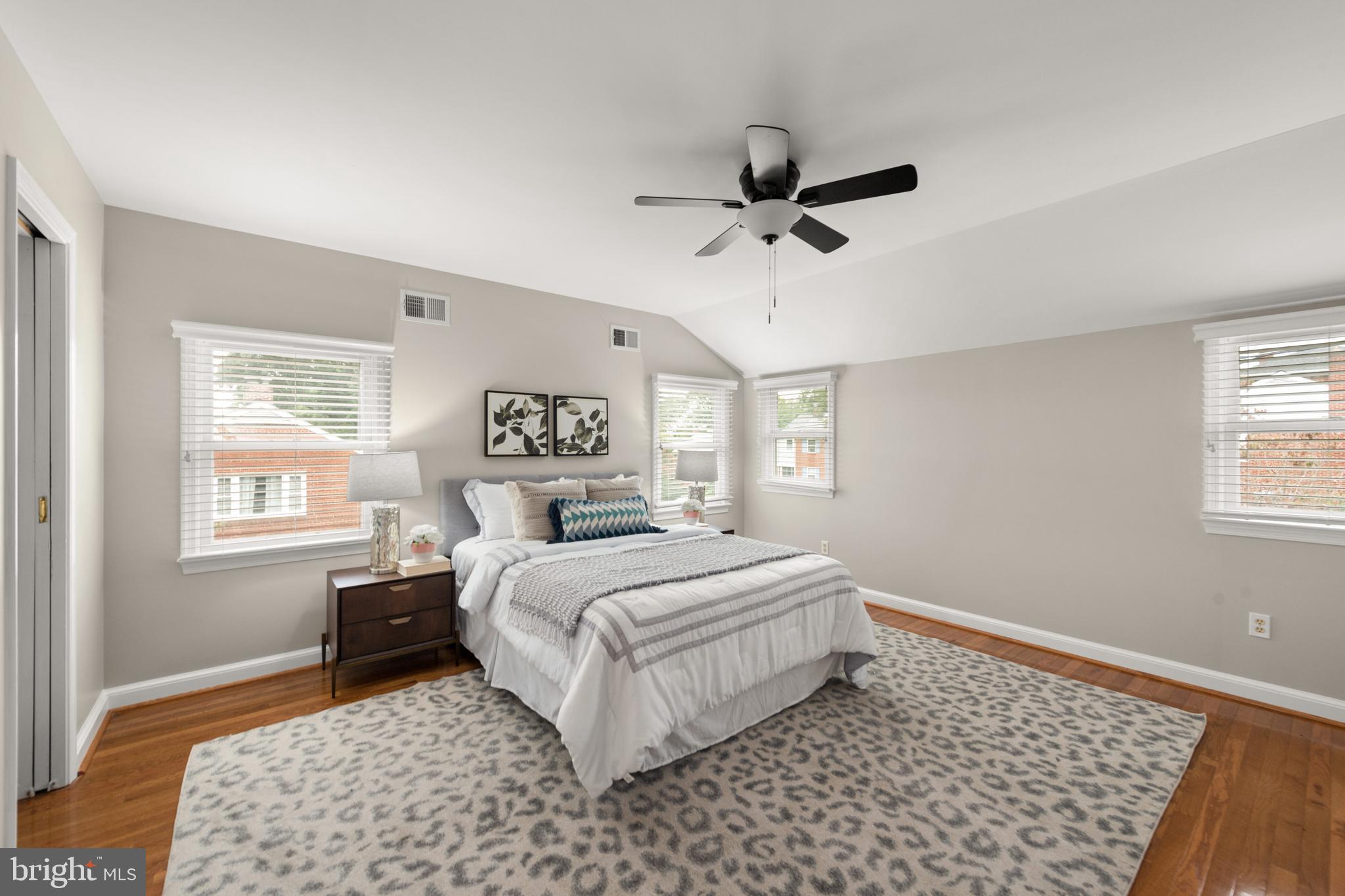 6484 Little Falls Road Arlington, VA 22213 - Photo 53 of 74 Spacious primary suite!