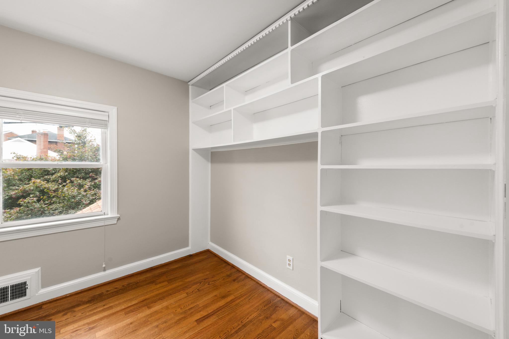 6484 Little Falls Road Arlington, VA 22213 - Photo 66 of 74 4th bedroom up - great office with built ins!