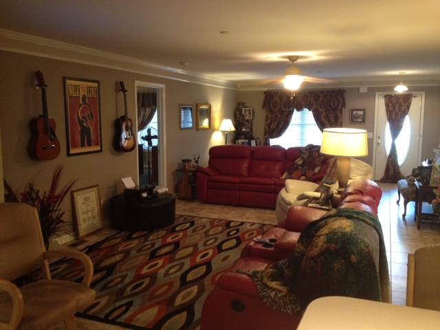906 Filmore Harris Road Pleasant View, TN 37146 - Photo 8 of 19 Living area