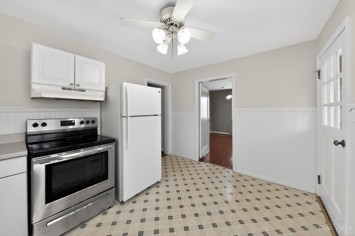 6621 Winton Road Cincinnati, OH 45224 - Photo 9 of 34