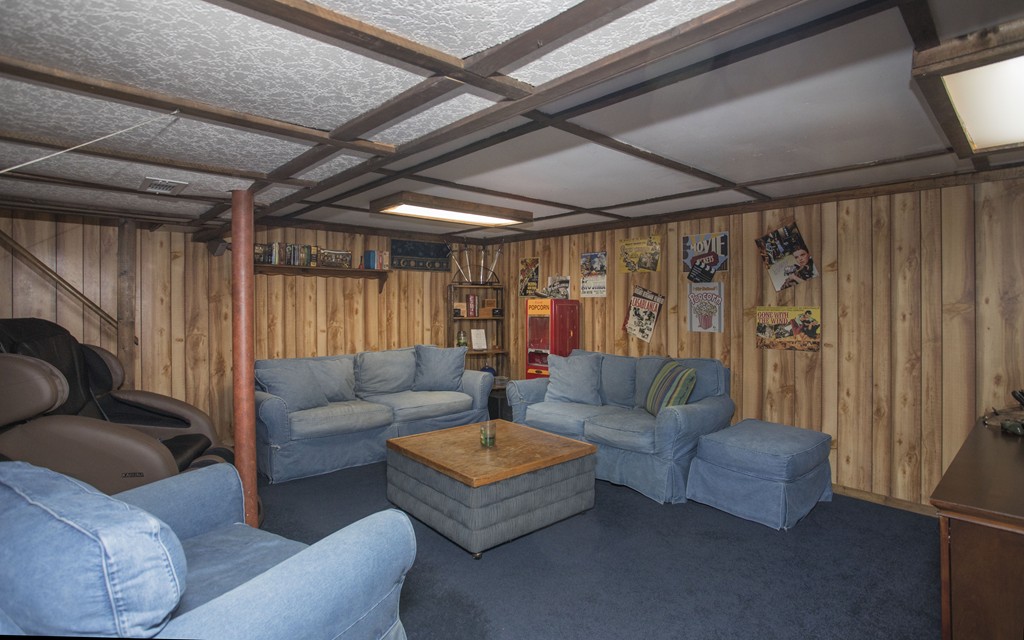 372 Norman Street Fall River, MA 02721 - Photo 17 of 23 Gallery Image 17
