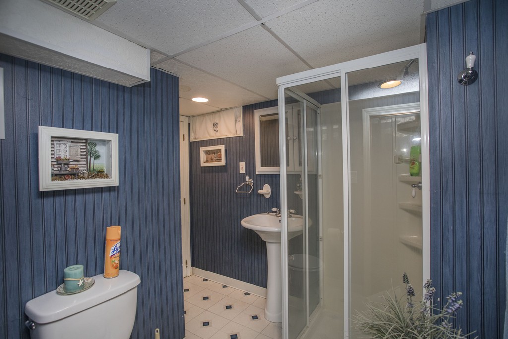 372 Norman Street Fall River, MA 02721 - Photo 20 of 23 Gallery Image 20