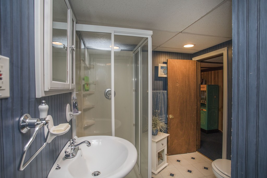 372 Norman Street Fall River, MA 02721 - Photo 21 of 23 Gallery Image 21