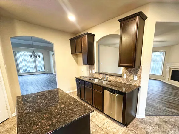 $2,600 | 15023 Russet Bend Lane, Cypress, TX 77429