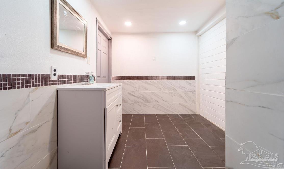 312 Calhoun Avenue Pensacola, FL 32507 - Photo 16 of 28