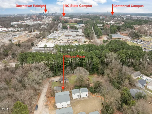 a view of outdoor space and city view