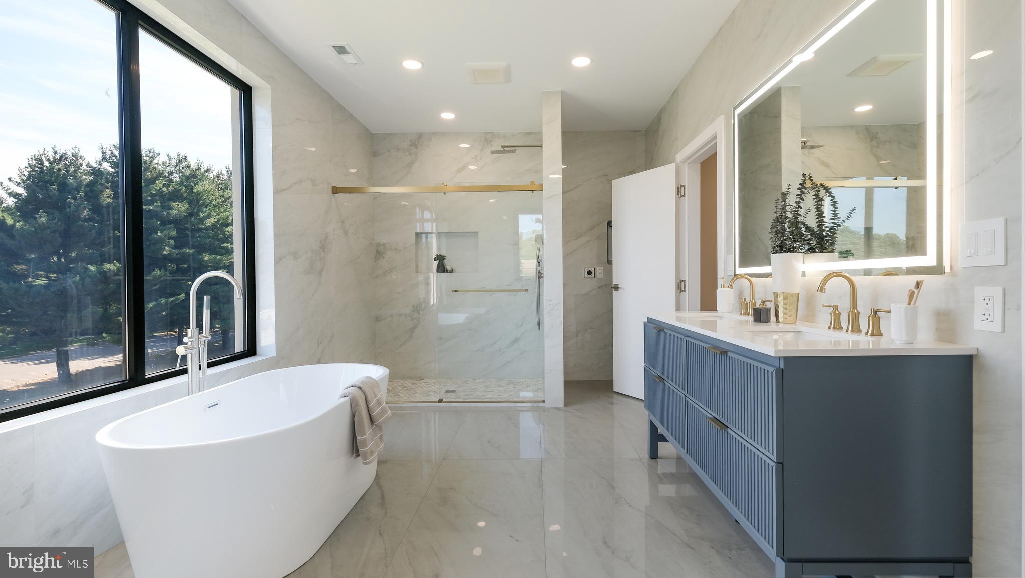 3750 Wheatsheaf Road Huntingdon Valley, PA 19006 - Photo 21 of 41 Spa like Primary Bathroom