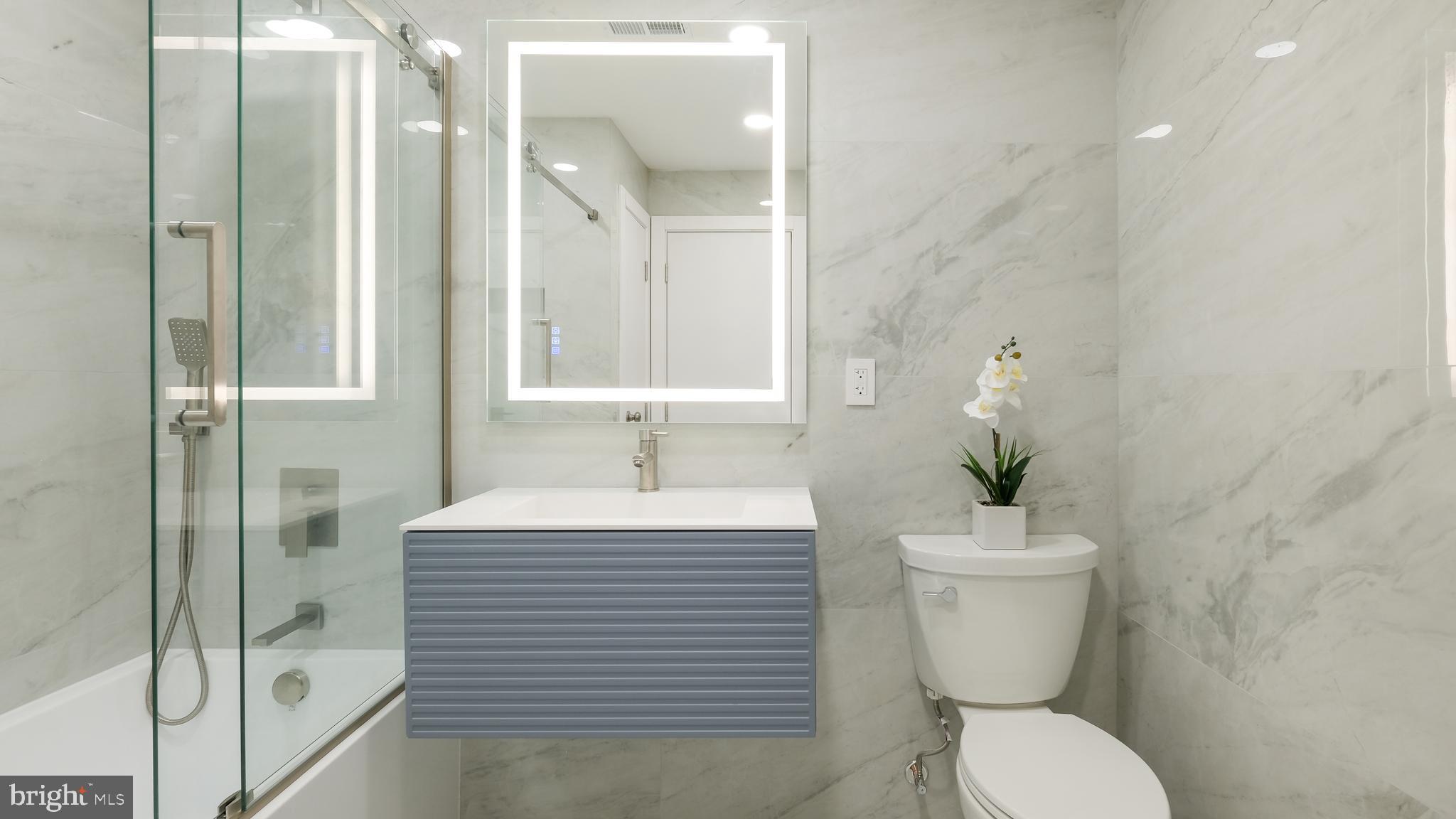 3750 Wheatsheaf Road Huntingdon Valley, PA 19006 - Photo 29 of 41 Hall Bathroom