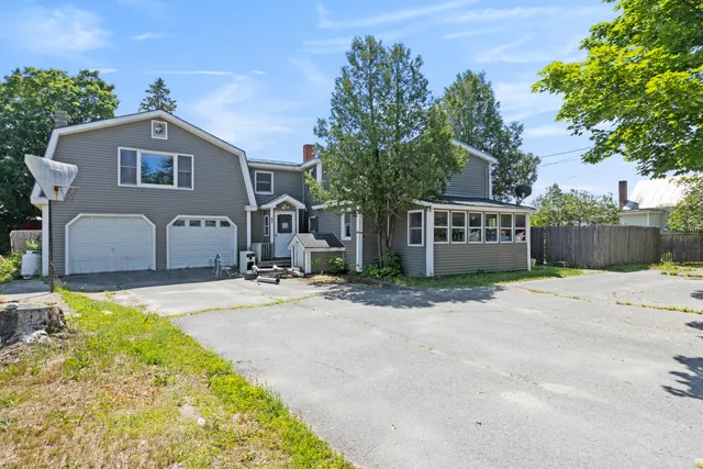 $285,000 | 257 North Avenue, Skowhegan, ME 04976