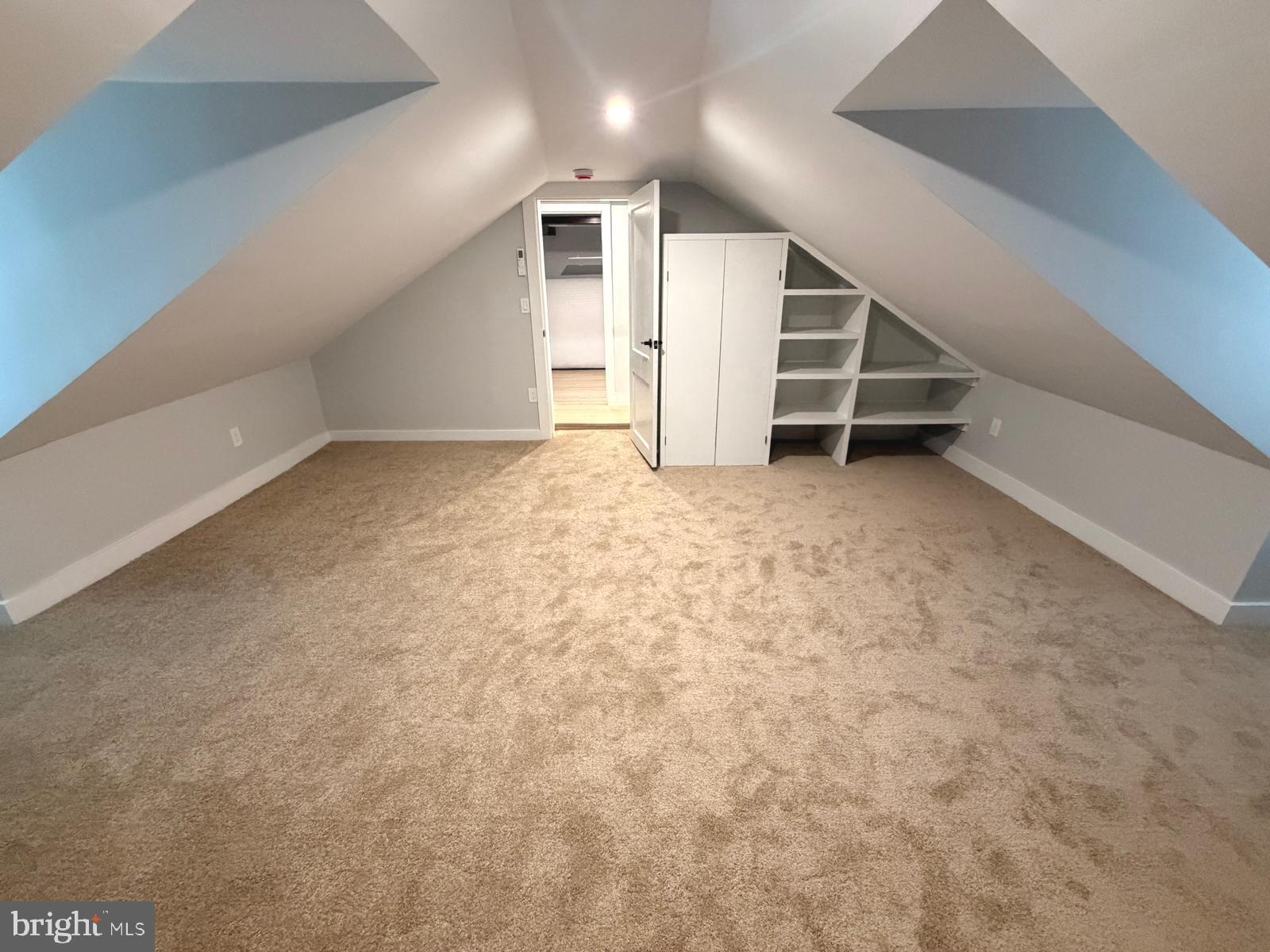230 North 9th Street Reading, PA 19601 - Photo 15 of 20 an empty room with a white walls