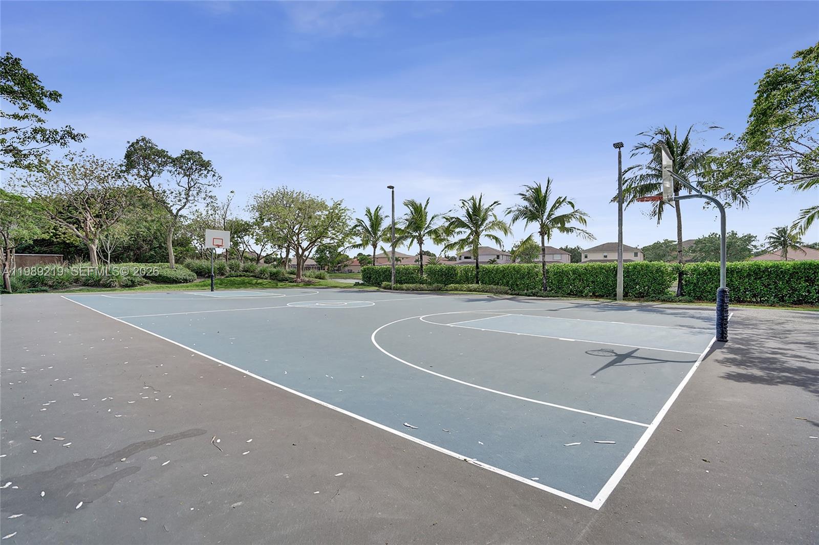 3936 Cascade Terrace Weston, FL 33332 - Photo 83 of 90 a view of a basket ball ground
