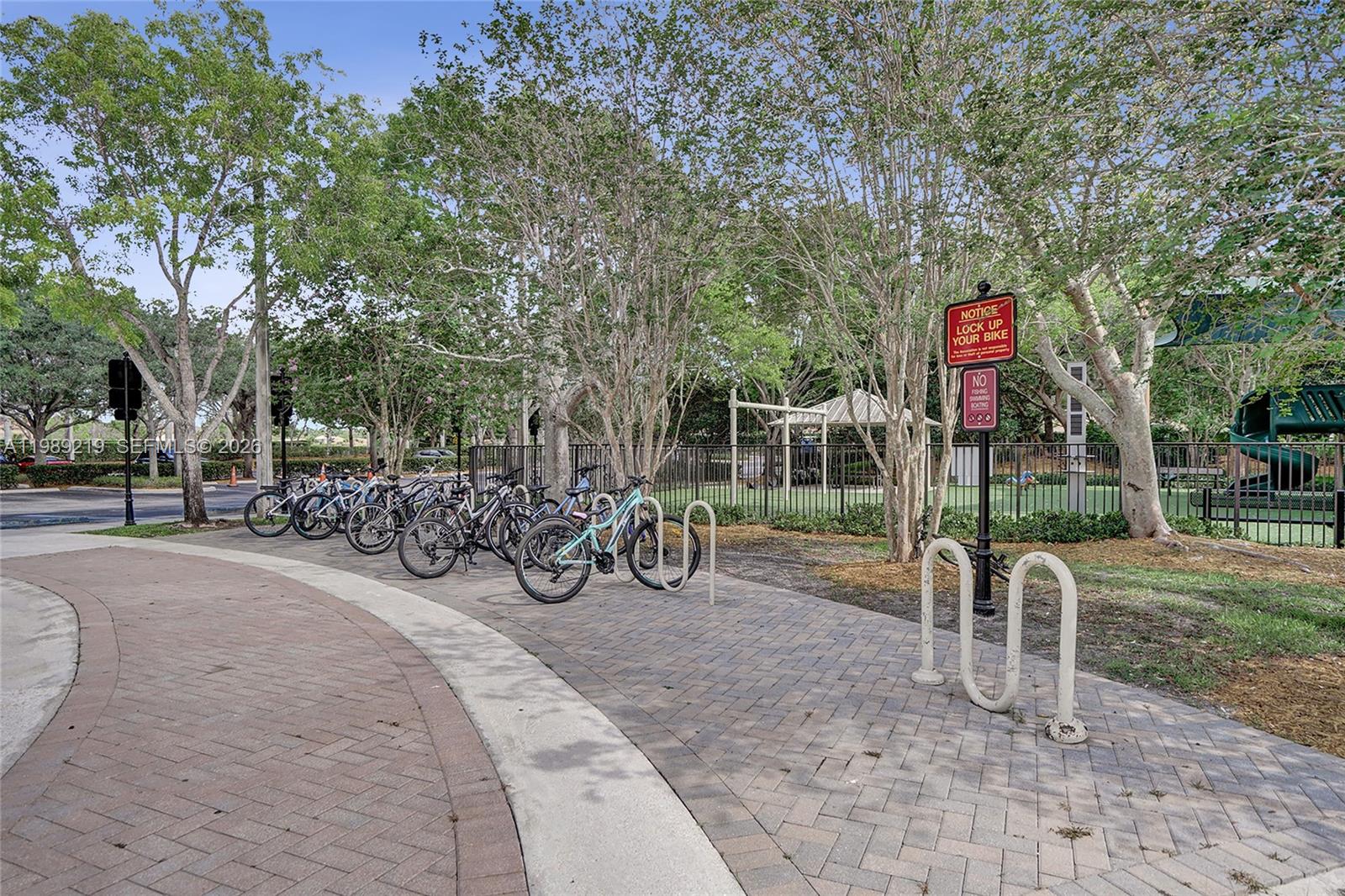 3936 Cascade Terrace Weston, FL 33332 - Photo 86 of 90