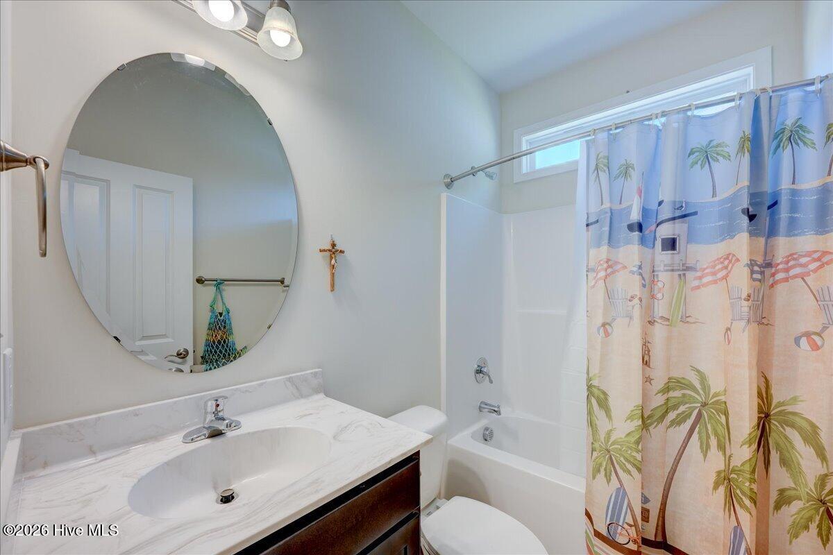 326 Station House Road New Bern, NC 28562 - Photo 14 of 35 First Floor Bath