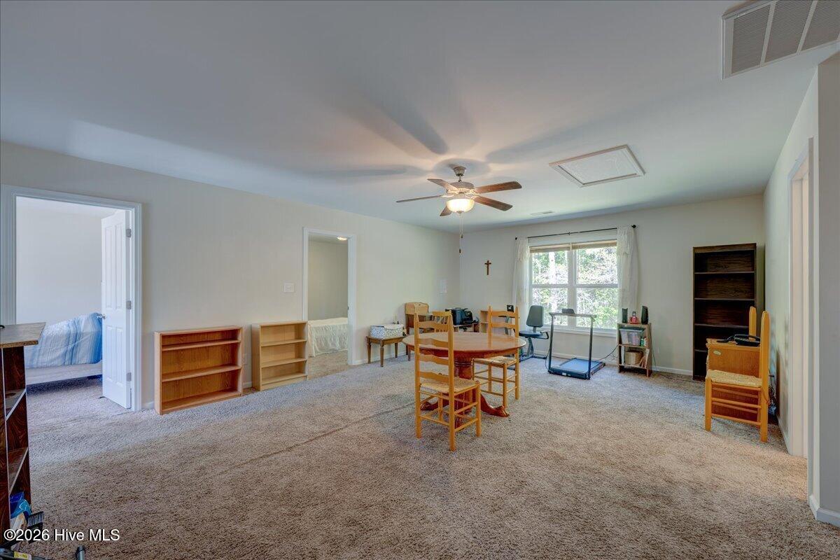 326 Station House Road New Bern, NC 28562 - Photo 15 of 35 2nd Floor Family Rm