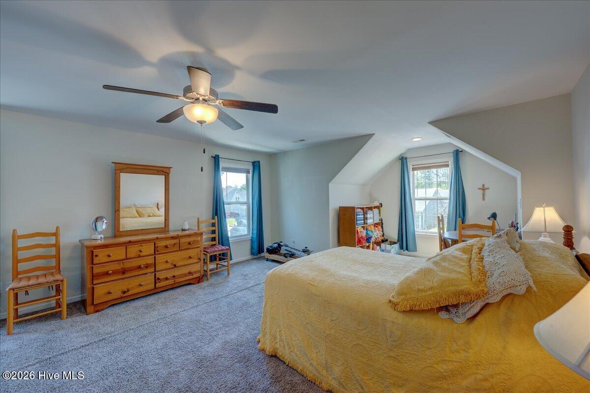 326 Station House Road New Bern, NC 28562 - Photo 21 of 35 Primary Bedroom 2nd floorrimary Bedroom