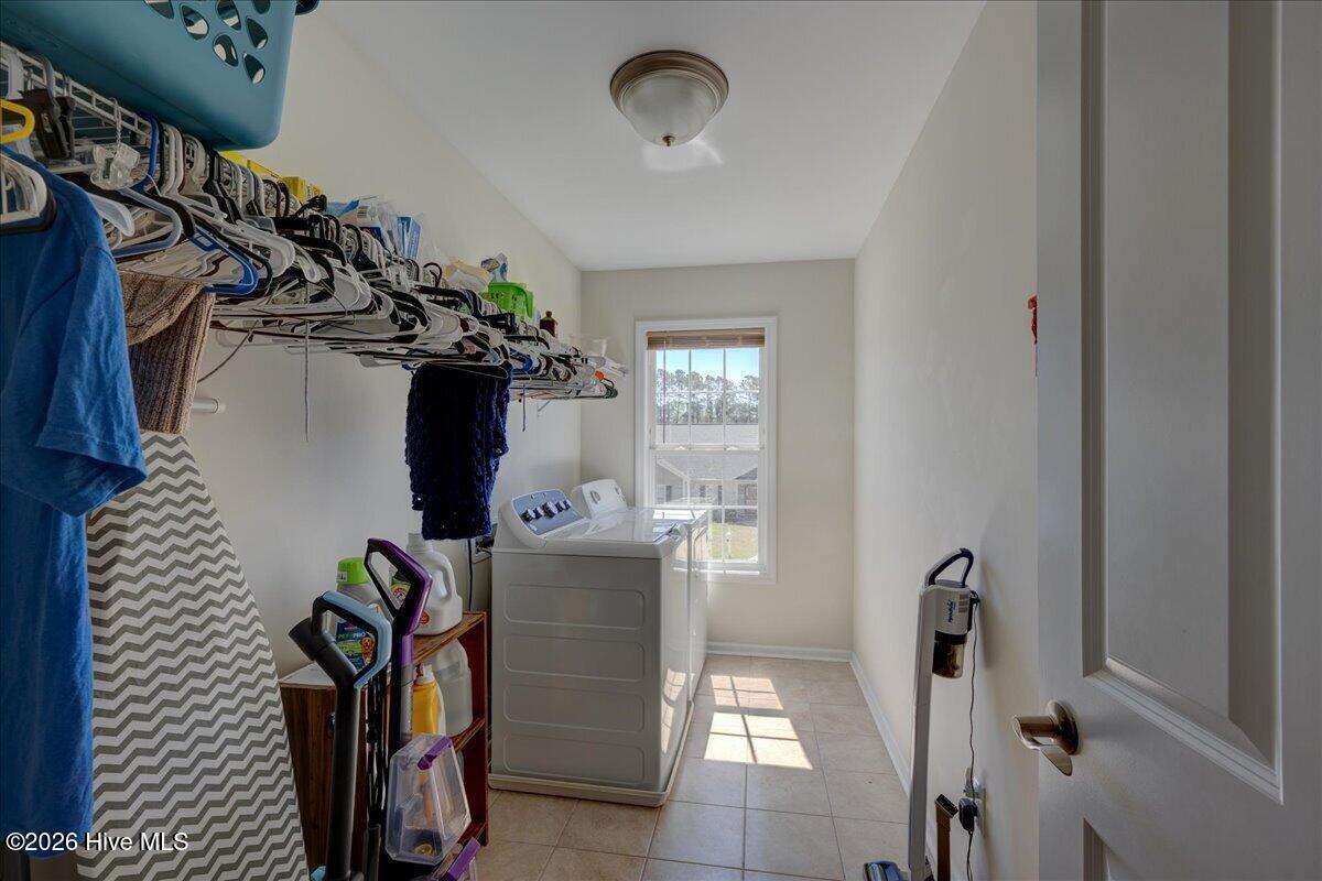 326 Station House Road New Bern, NC 28562 - Photo 26 of 35 2nd floor Laundry