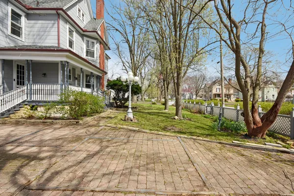 $305,000 | 1003 North Chicago Street, Pontiac, IL 61764