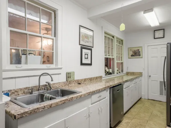 $286,000 | 1104 2nd Avenue, Kingstree, SC 29556