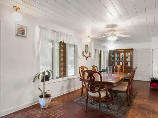 $286,000 | 1104 2nd Avenue, Kingstree, SC 29556