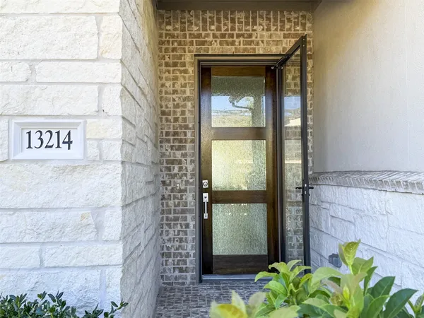 $459,999 | 13214 Peony Meadow Trail, Houston, TX 77059