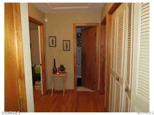1902 Springton Road Richmond, VA 23222 - Photo 5 of 8 Other - Hall