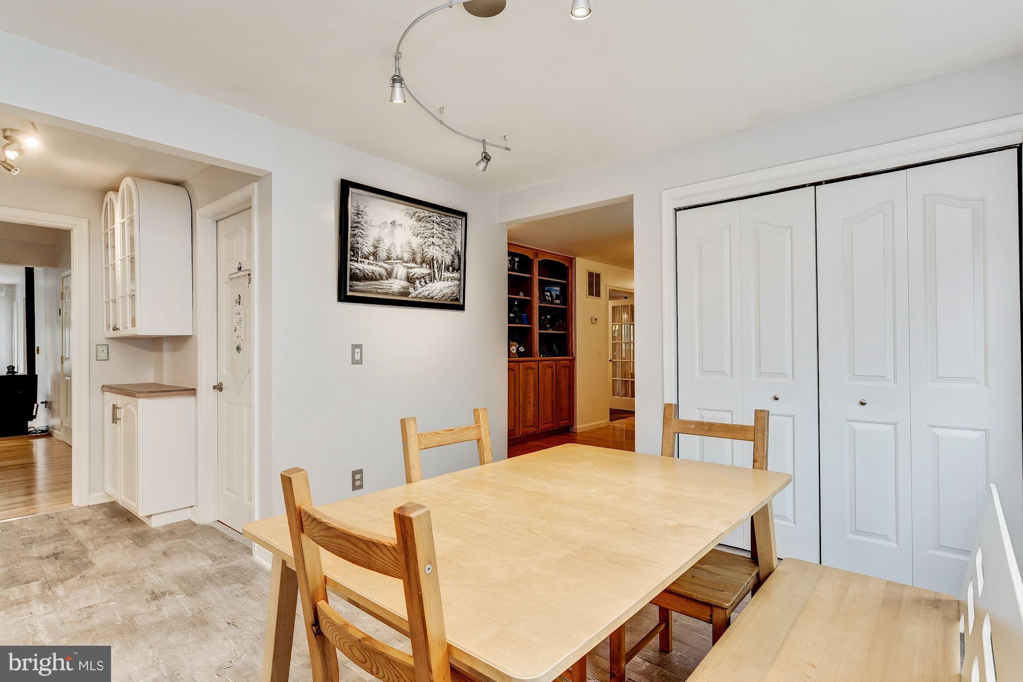 1906 Mountain Road Joppa, MD 21085 - Photo 10 of 30 Eat-In Kitchen