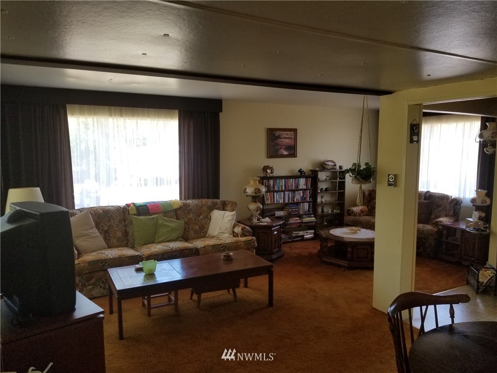 5164 Anderson Road Blaine, WA 98230 - Photo 5 of 15 Gallery Image 5