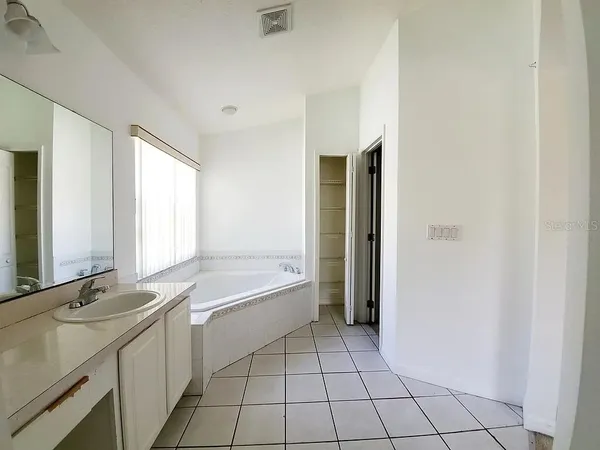 $2,500 | 2953 Marbella Drive, Kissimmee, FL 34744