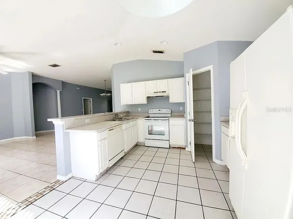$2,500 | 2953 Marbella Drive, Kissimmee, FL 34744