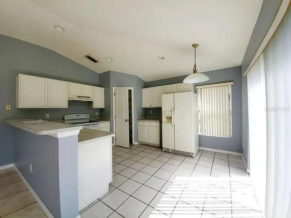 $2,500 | 2953 Marbella Drive, Kissimmee, FL 34744