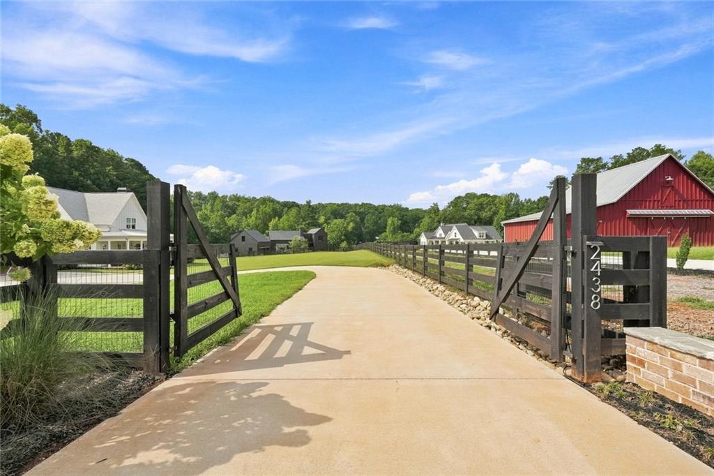 2438 Batesville Road Canton, GA 30115 - Photo 4 of 100 Gallery Image 4