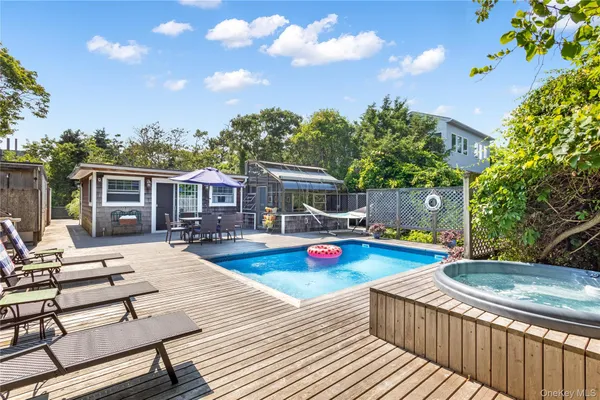 $1,195,000 | 92 Teal Walk, Fire Island Pines, NY 11770