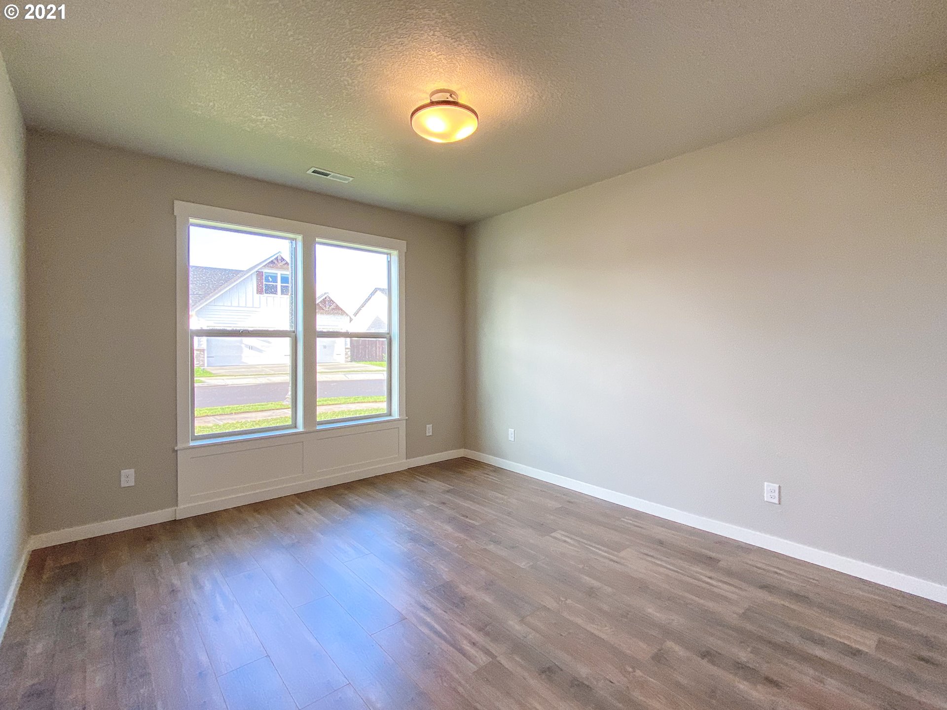 814 South Goose Loop Ridgefield, WA 98642 - Photo 16 of 22 Gallery Image 16