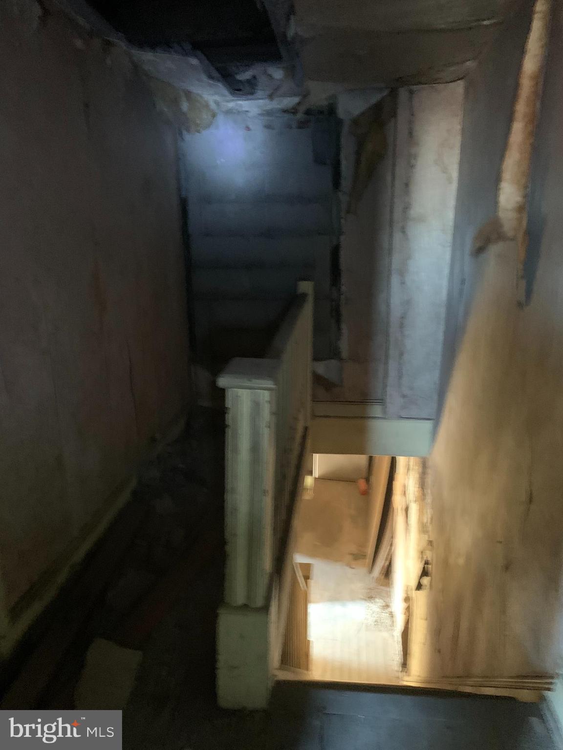 1130 South 15th Street Philadelphia, PA 19146 - Photo 30 of 38 Third Floor Hallway