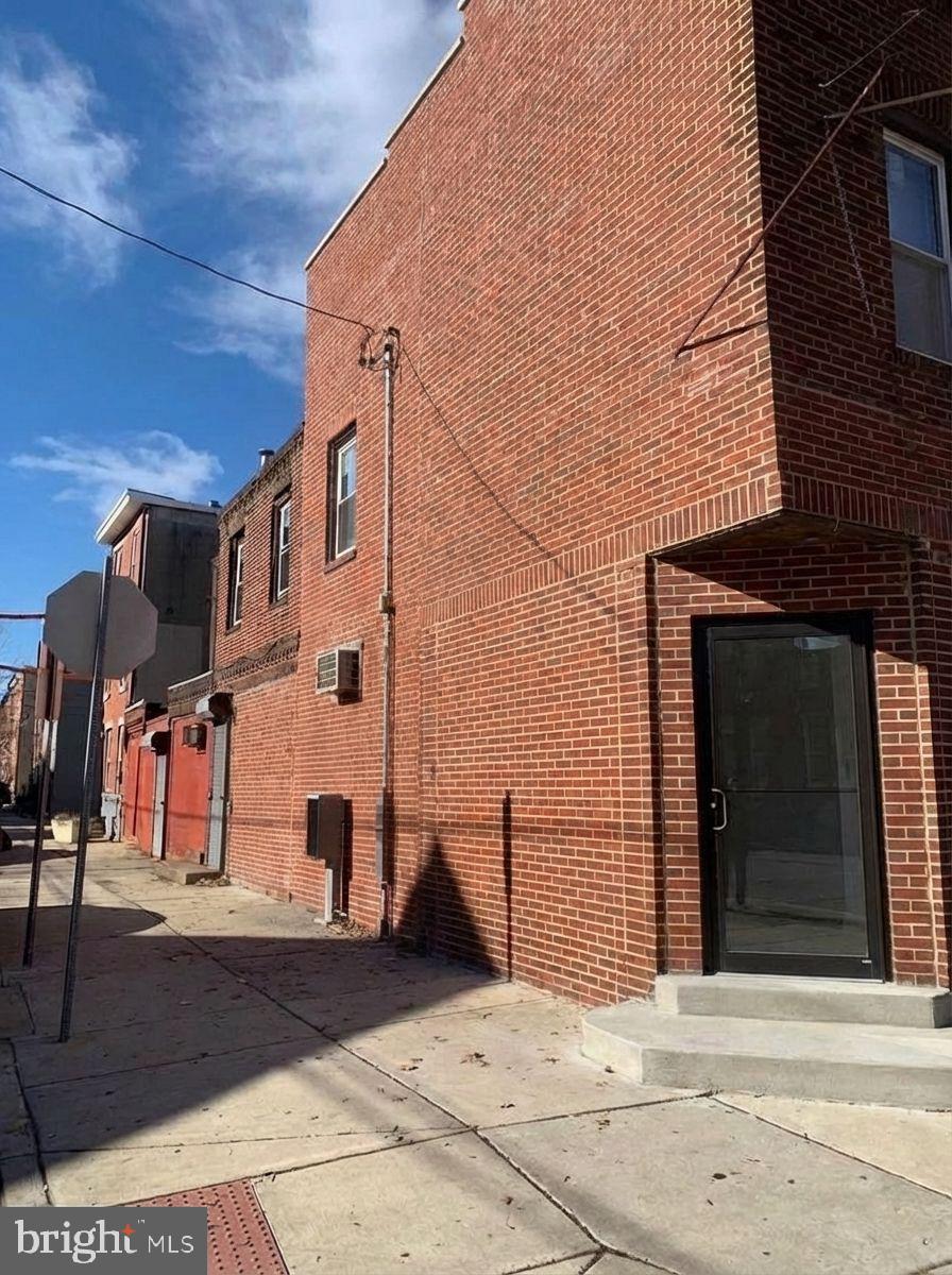 1130 South 15th Street Philadelphia, PA 19146 - Photo 38 of 38 1130 S 15th Street
REimagine Home - AI