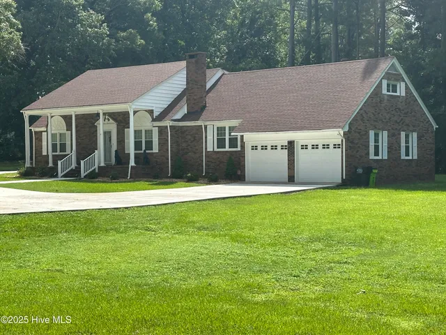 $449,900 | 212 McLean Street, Spring Hope, NC 27882