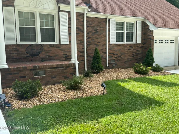 $449,900 | 212 McLean Street, Spring Hope, NC 27882